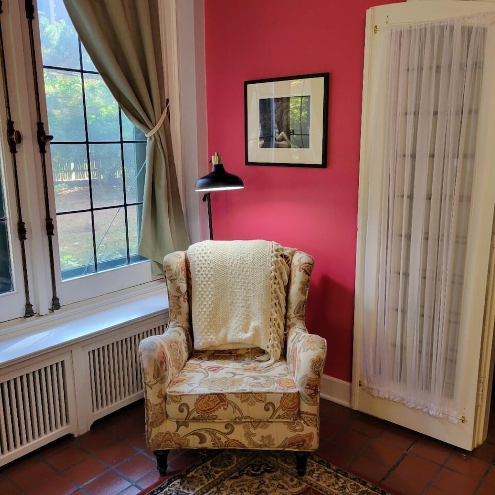 Art and Lodging - photo 24