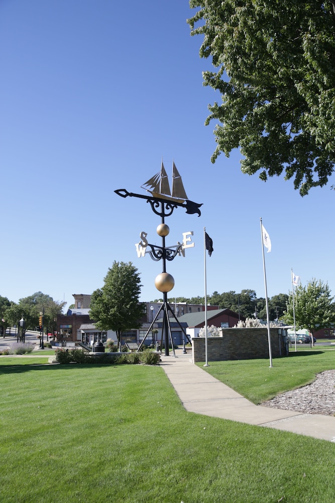 The Weathervane Inn - photo 99