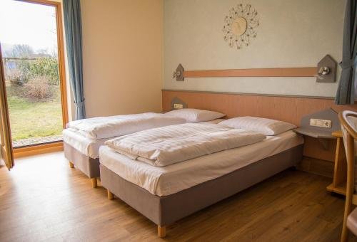 Hotel Am Schwanberg — Rodelsee — photo 4