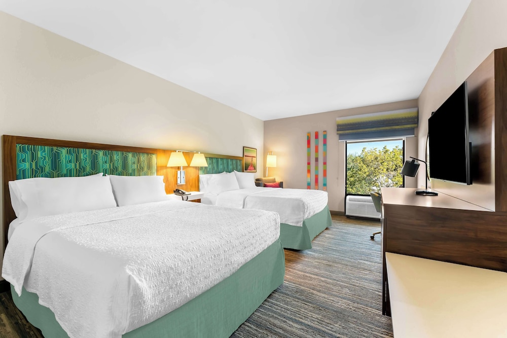 Hampton Inn Stroudsburg Poconos - photo 9