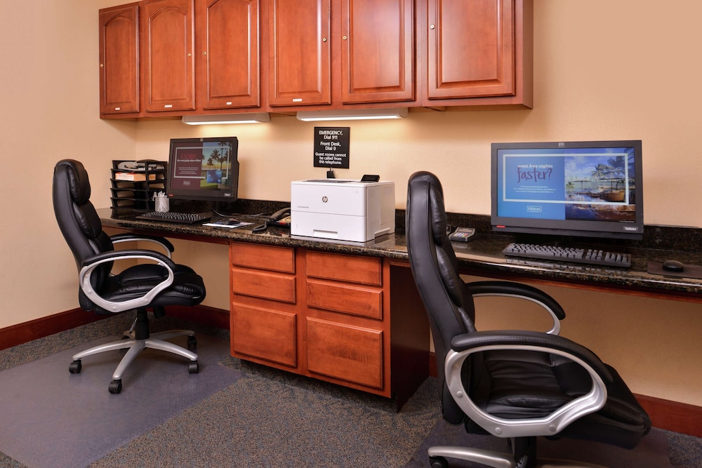 Hampton Inn & Suites Woodland Sacramento Area - photo 49
