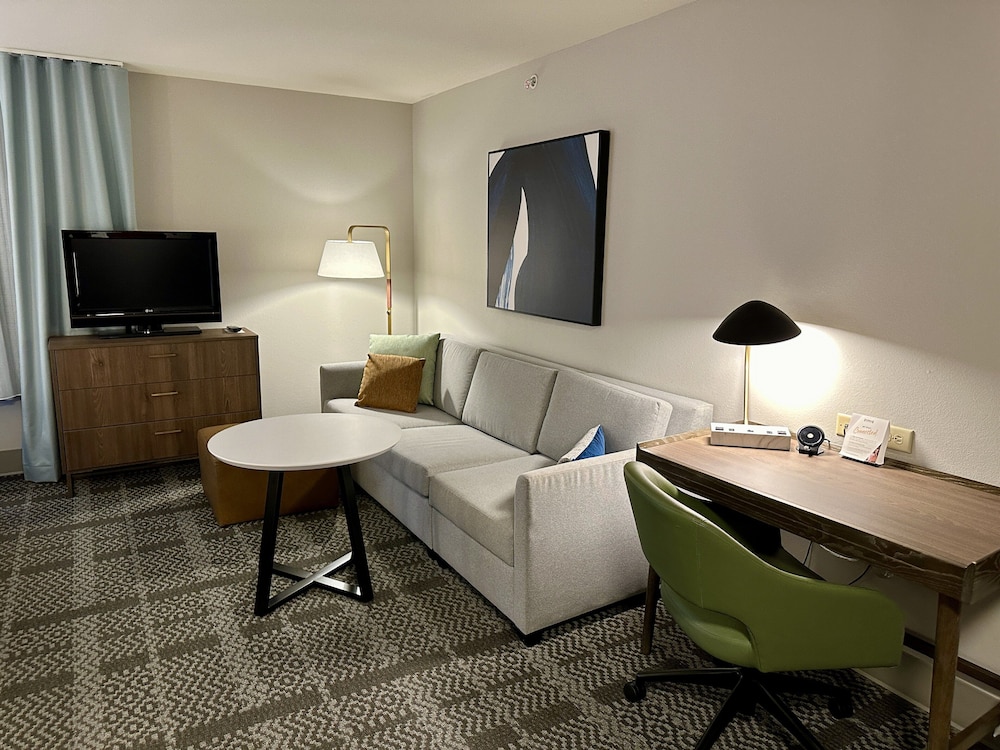 Staybridge Suites Milwaukee West Oconomowoc by IHG - photo 34