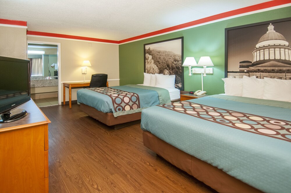 Super 8 by Wyndham Little Rock Otter Creek - photo 10
