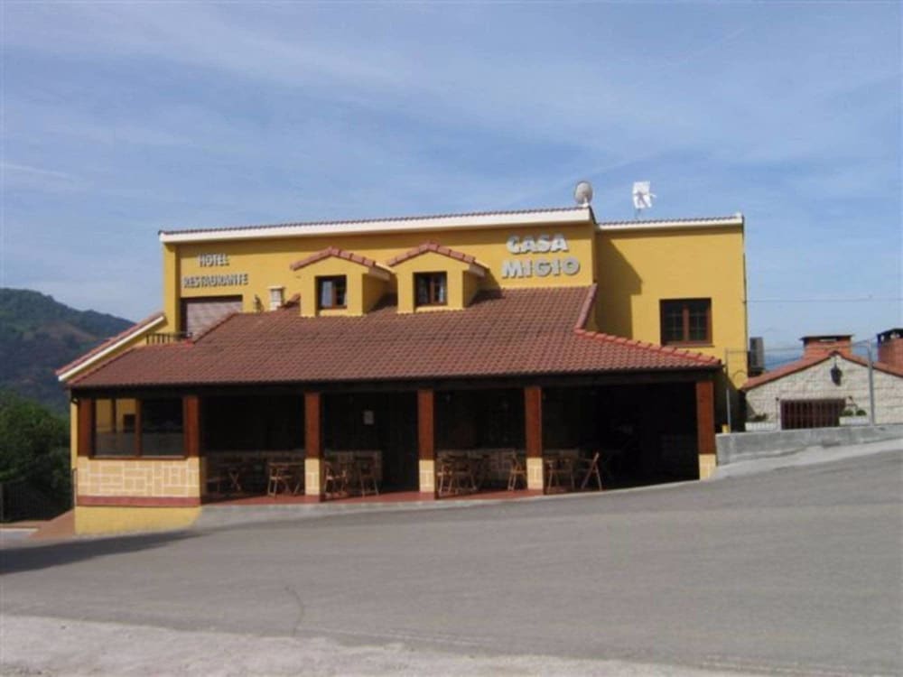 Hotel Rural Casa Migio — Mieres