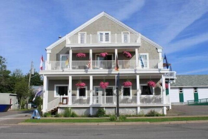 Europa Inn — hotel in Saint John