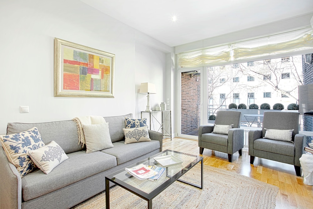 Bright 2 Bd Apart in Front of Retiro Park. Retiro II Retiro Madrid