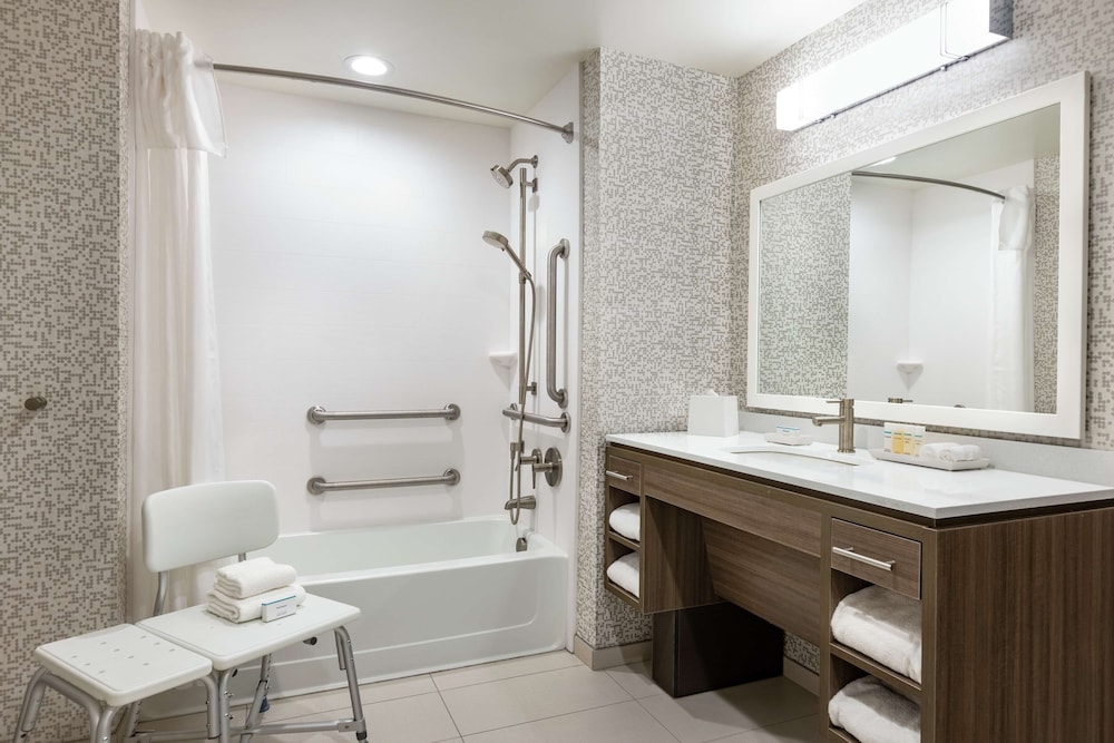 Home2 Suites by Hilton New Brunswick NJ - photo 41