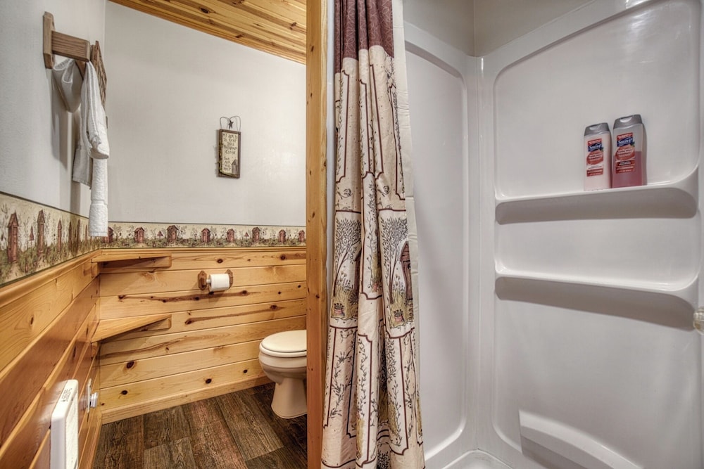Lena's Northern Pines Resort - photo 70
