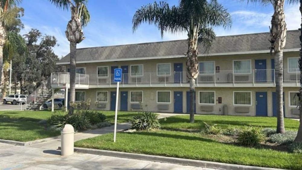 Studio 6 Suites Riverside CA South in Riverside, United States