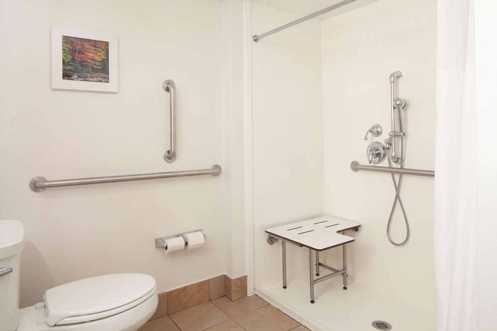 Hampton Inn Charleston Southridge - photo 31