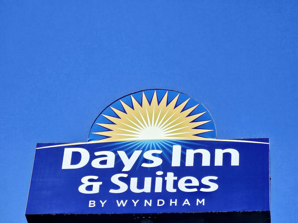 Days Inn by Wyndham Rolla - photo 28