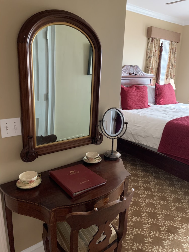Almondy Inn - photo 35