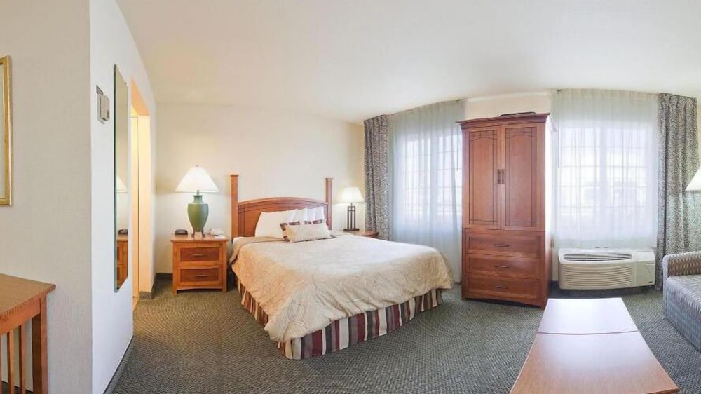 Staybridge Suites South Springfield by IHG - photo 15