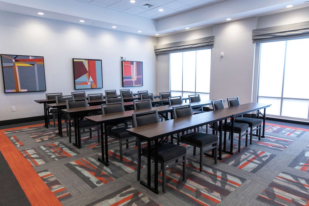 Hampton Inn Black Mountain - photo 19