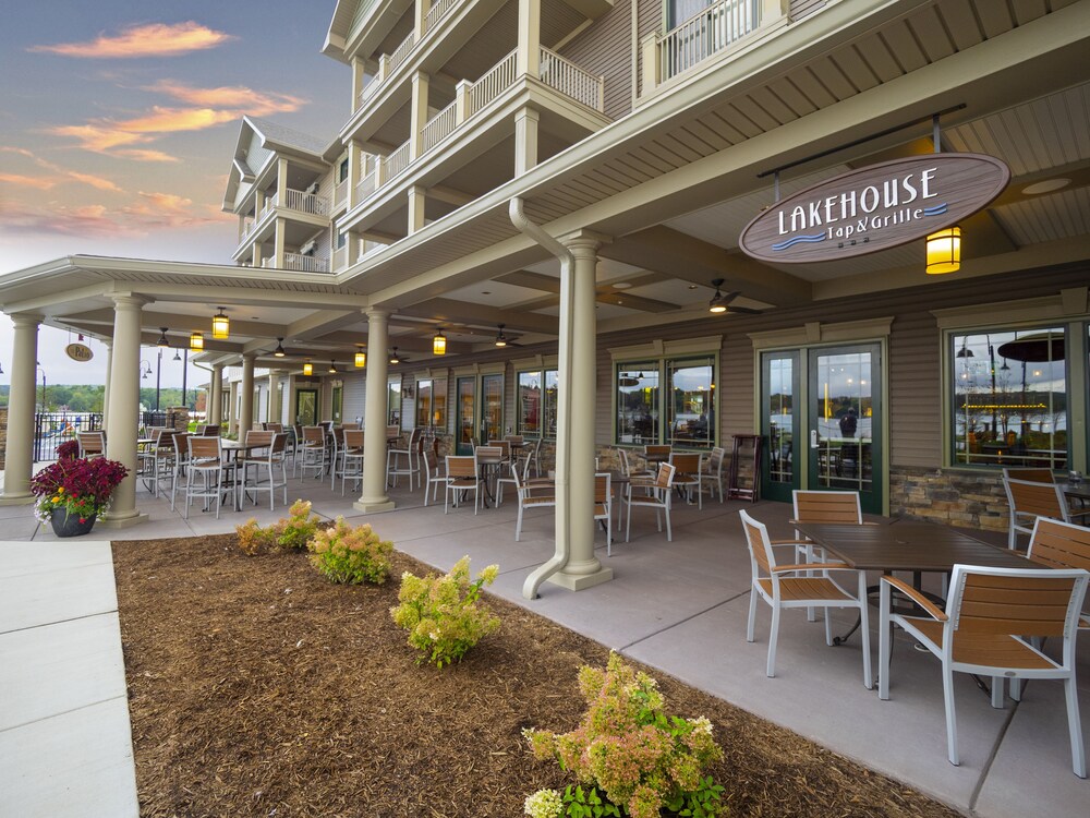 Chautauqua Harbor Hotel Jamestown - photo 23