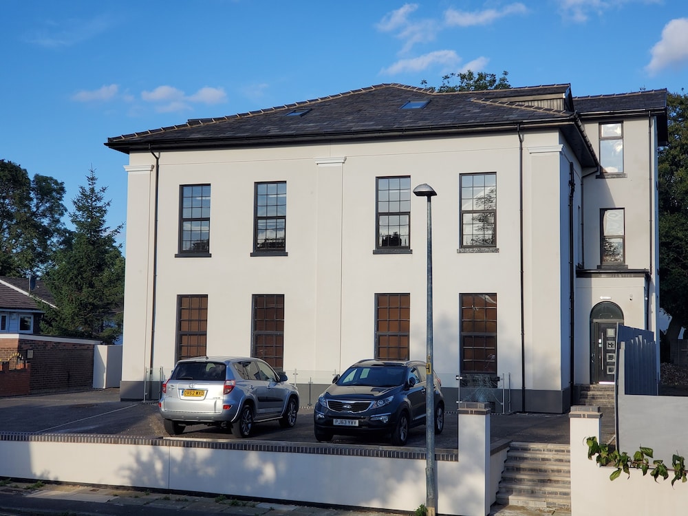 The Ashcroft Apartments — 4-Star Luxury Hotel in Manchester, United Kingdom