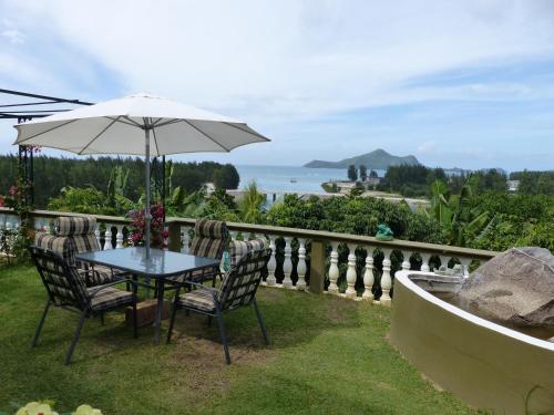 Hibiscus House Seychelles Self Catering — 4-Star Luxury Hotel in Victoria, Seychelles