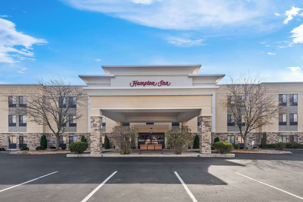 Hampton Inn Marion Indiana - featured photo