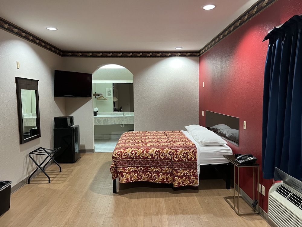 Scott Inn and Suites Houston - photo 16