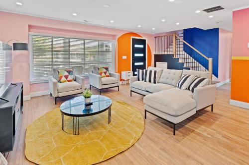 Stylishly Renovated 5 Bedroom Home in AC Perfect for Groups and Families — 4-Star Luxury Hotel in Atlantic City, United States