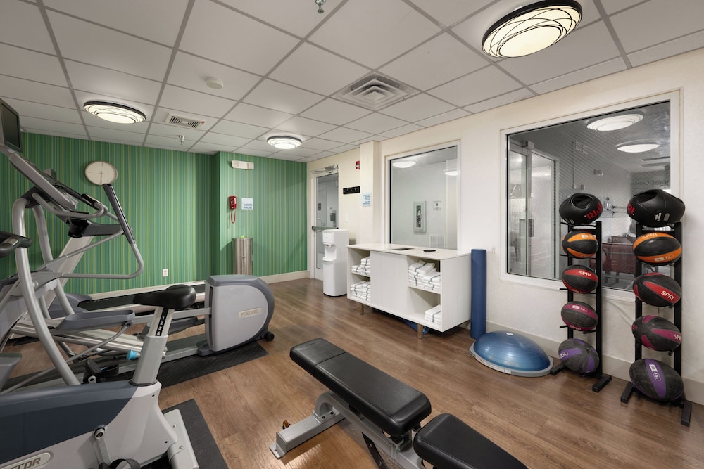 Holiday Inn Express Hotel & Suites Chattanooga Hixson by IHG - photo 51