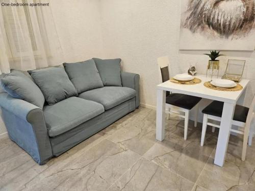 Apartments with parking space Dubrovnik 24190