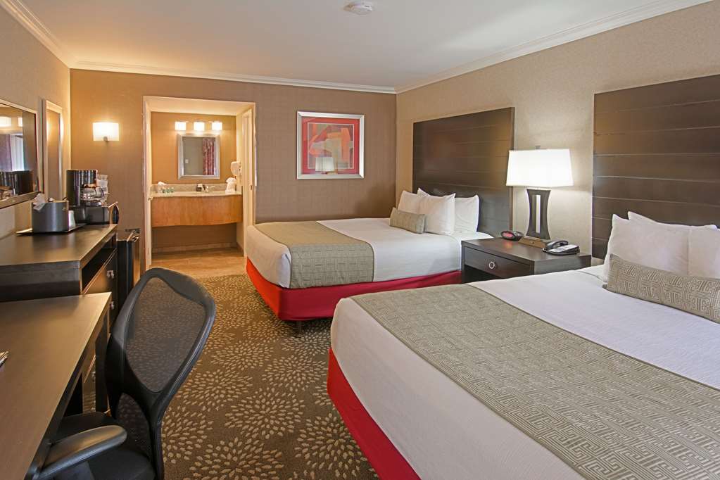 Best Western Yuma Mall Hotel & Suites - photo 7