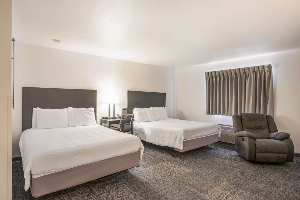 Americas Best Value Inn Birch Run - photo 18