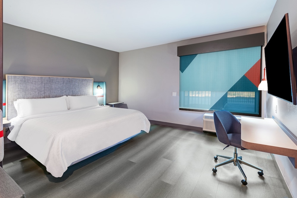 avid hotel Bentonville Rogers by IHG - photo 12