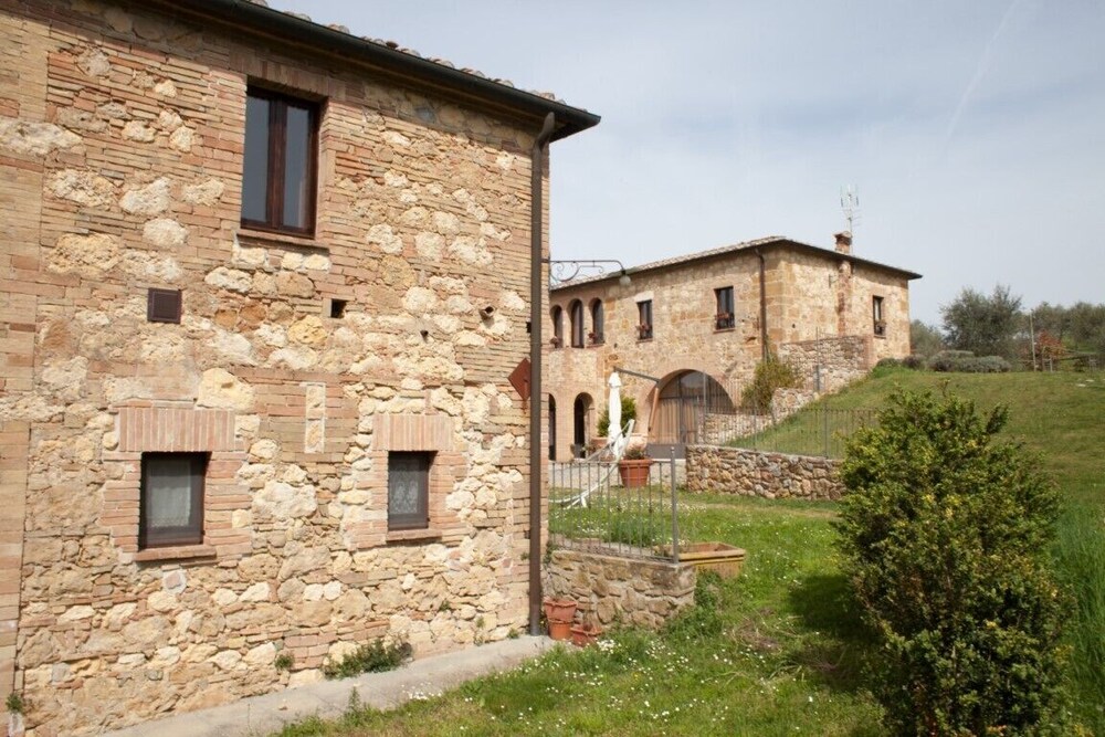 Agriturismo La Collina — 4-Star Luxury Hotel in Pienza, Italy