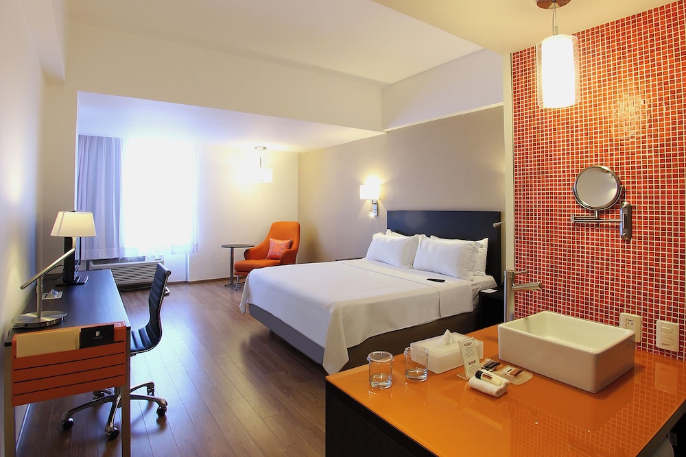 Fiesta Inn Tlalnepantla