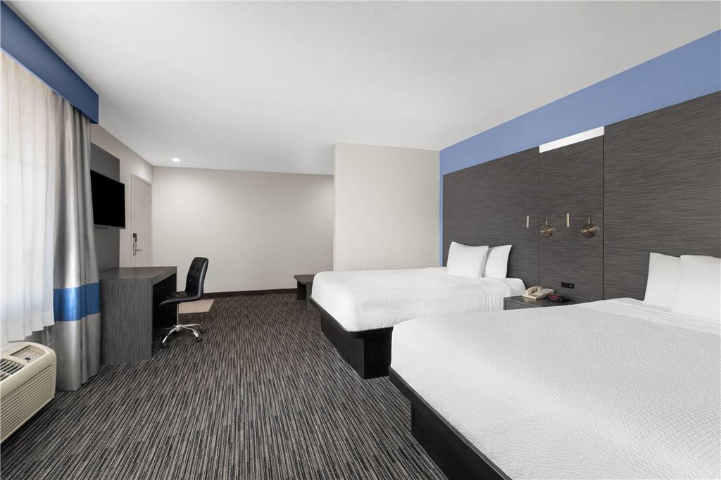 Travelodge Inn & Suites by Wyndham Anaheim on Disneyland Dr - photo 24