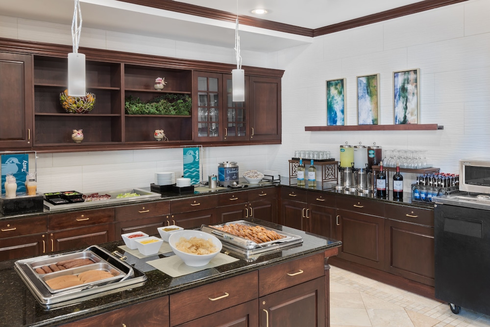 Homewood Suites by Hilton Holyoke Springfield North - photo 31