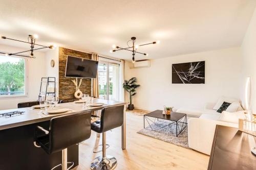 Aerosky Proche Aeroport in Blagnac, France