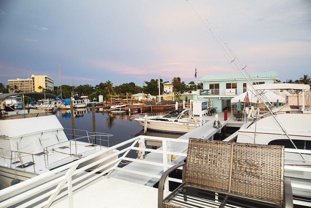 Mangrove Marina and Resort Aqualodge Houseboats - photo 121