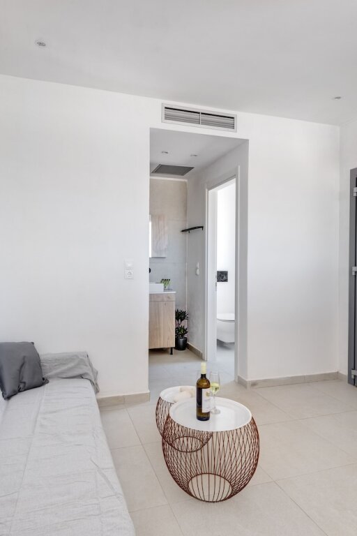 Chrysonisos Suites in Ano Syros, Greece