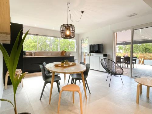 Appartement Céleste Villas Lake and Sea — 4-Star Luxury Hotel in Seignosse, France