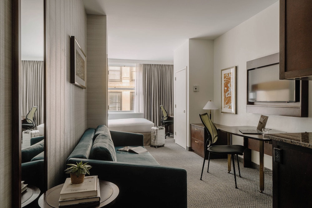 Club Quarters Hotel Faneuil Hall Boston - photo 8