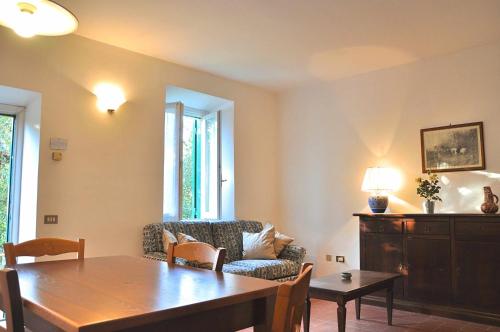 Montecasciano Papavero — 4-Star Luxury Hotel in Capranica, Italy