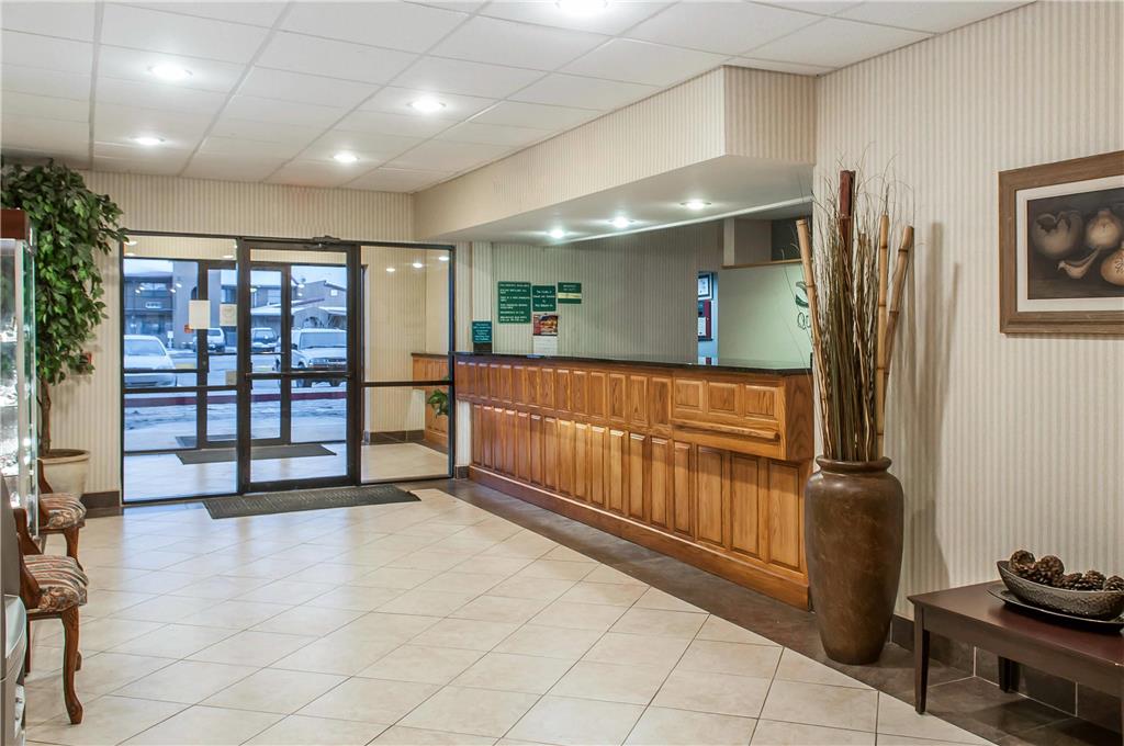 Quality Inn & Suites Grants I 40 — Grants — photo 2