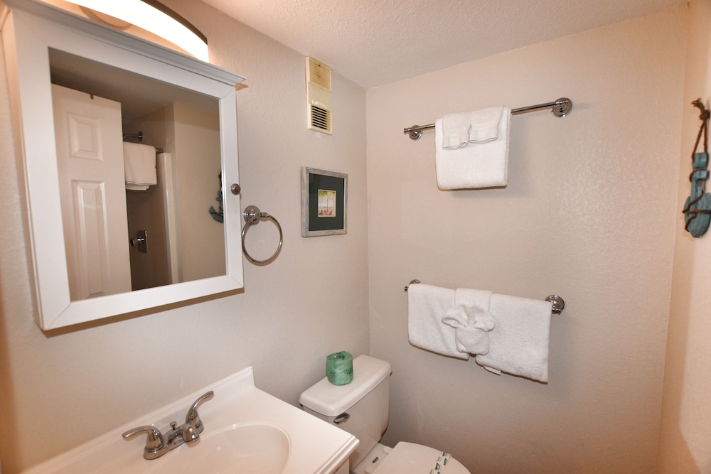 0804 Waters Edge Resort 1 Bedroom Condo - photo 20