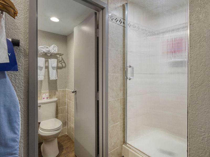 SureStay By Best Western Greenville - photo 40