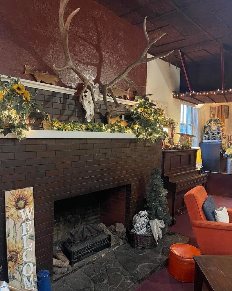 Salmon River Inn - photo 23