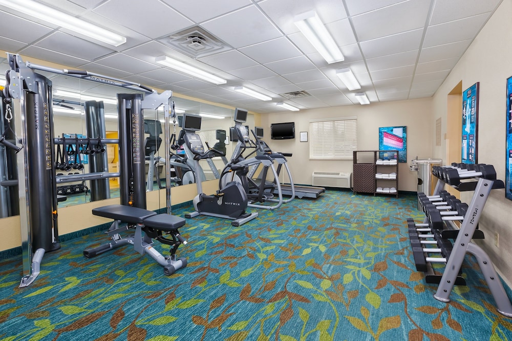 Candlewood Suites Polaris by IHG - photo 19