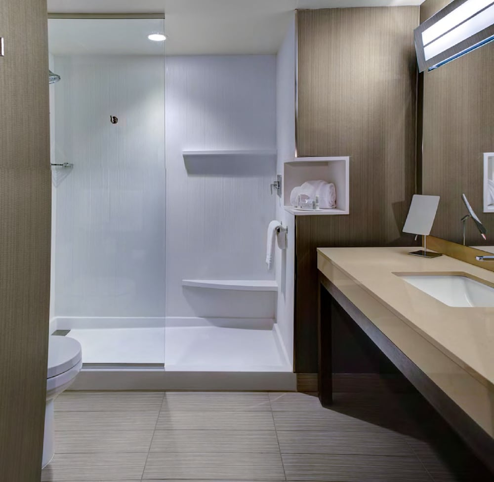 Courtyard by Marriott Carrollton - photo 22