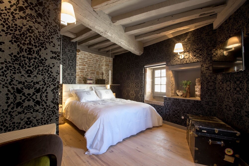 La Maison du Colombier — 4-Star Luxury Hotel in Beaune, France