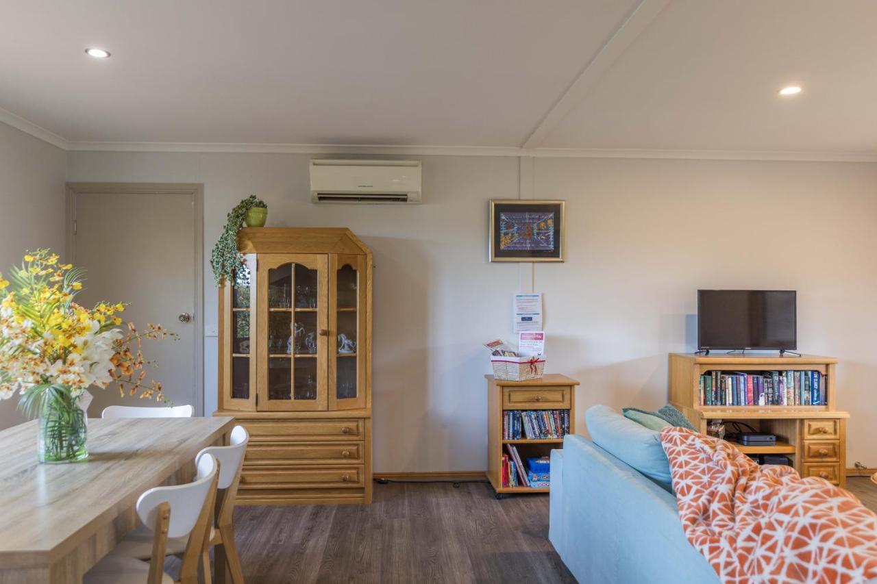 JoY’s Guesthouse — Romsey — photo 2