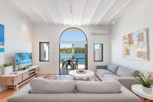 Riverside Gem Noosa Heads — 4-Star Luxury Hotel in Noosa Heads, Australia