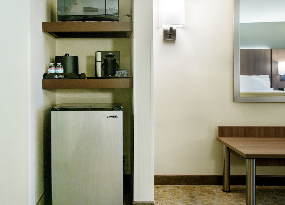 Holiday Inn Nashville Vanderbilt by IHG - photo 16