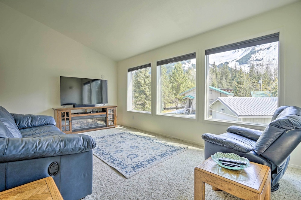 Cabin with Hot Tub And Views 1 Mile To Alyeska Resort - photo 10